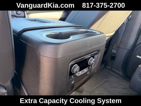 Used 2024 Chevrolet Suburban High Country AWD/4WD image 27