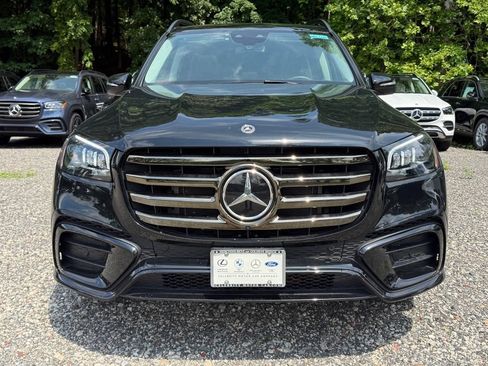 Used 2026 Mercedes-Benz GLS 450 4MATIC image 2
