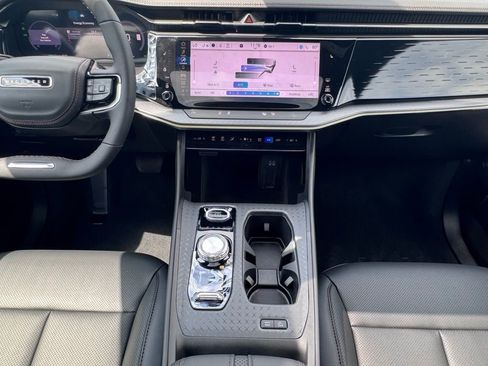 New 2025 Jeep Wagoneer S Limited AWD/4WD image 12