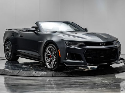 Used 2024 Chevrolet Camaro ZL1 RWD image 32