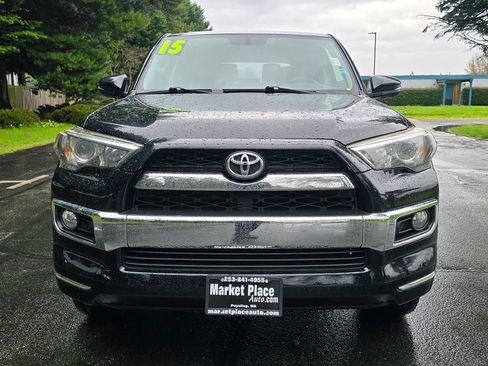 Used 2015 Toyota 4Runner Limited image 8