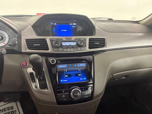 Used 2017 Honda Odyssey EX-L image 19