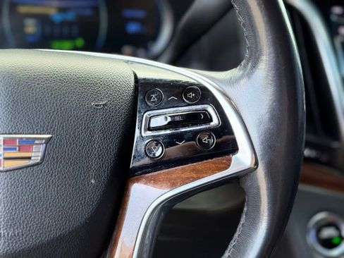 Used 2019 Cadillac Escalade Luxury AWD/4WD image 24