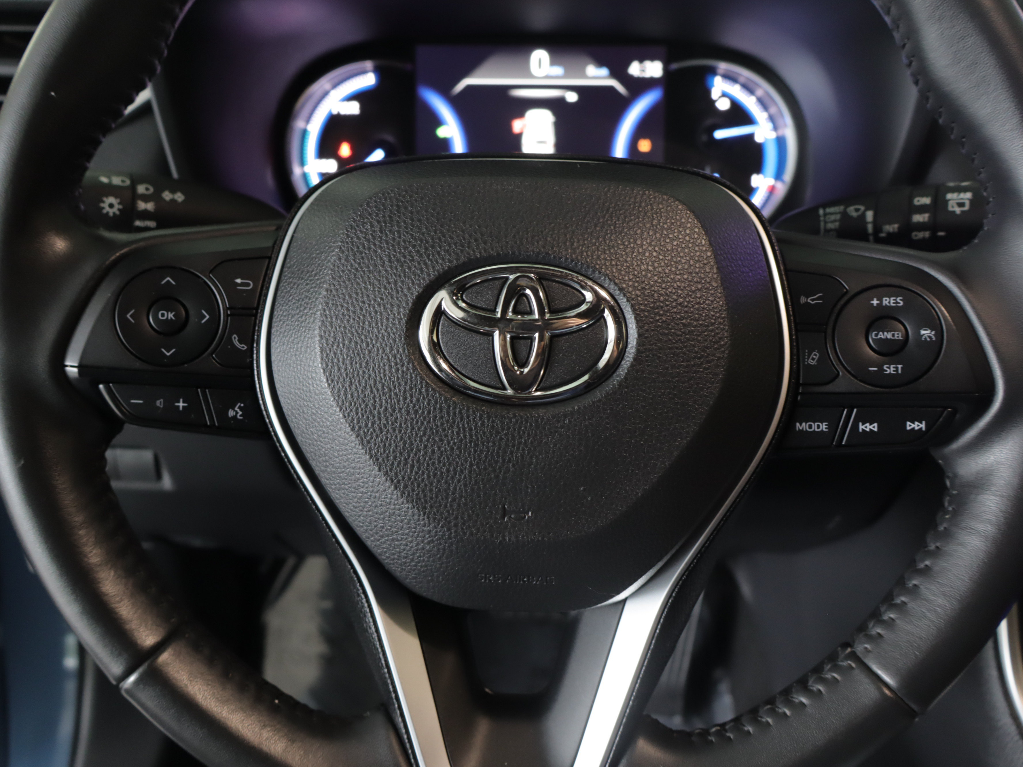 Used 2023 Toyota RAV4 SE AWD/4WD image 13