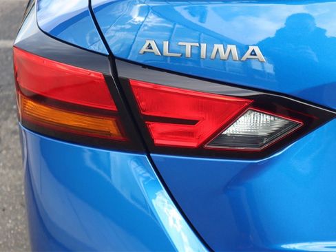 Certified 2025 Nissan Altima 2.5 SV image 29