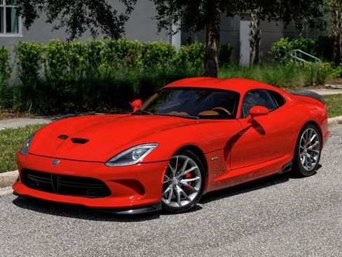 Used 2014 SRT Viper GTS w/ GTS Laguna Interior Package RWD image 31