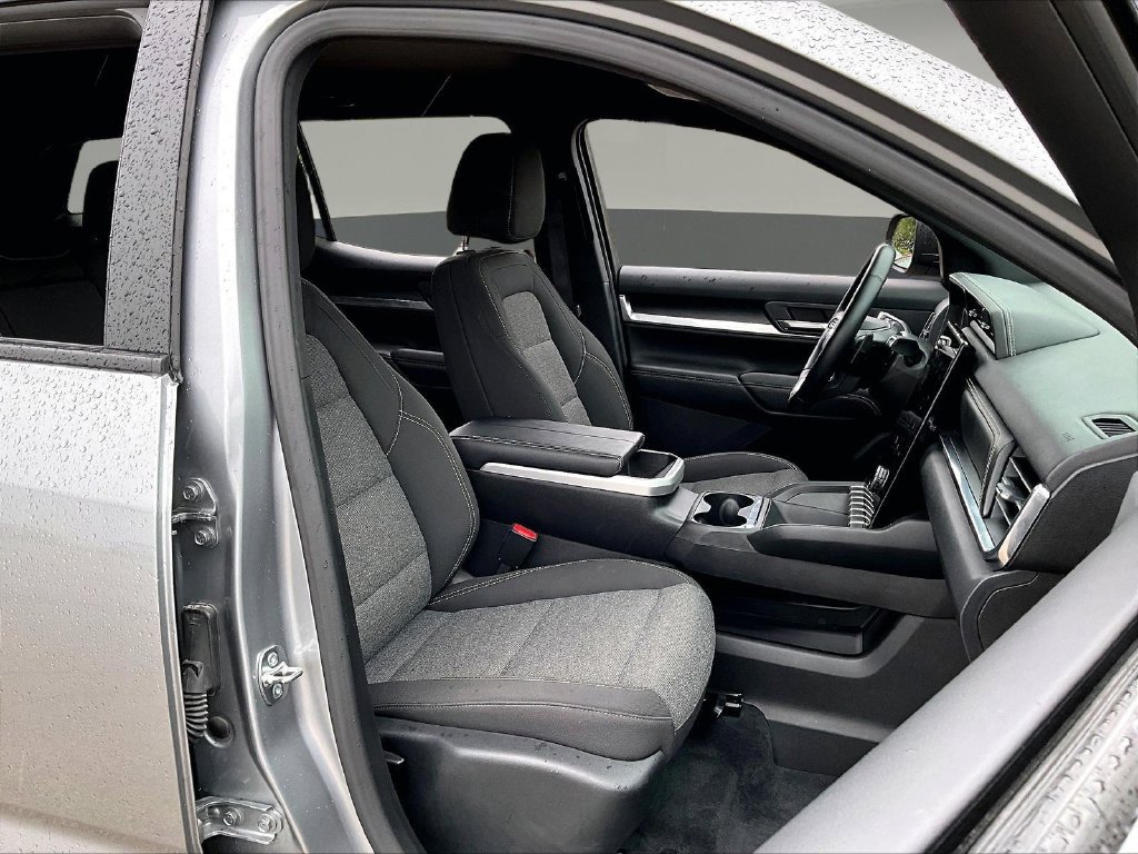 Used 2025 GMC Terrain Elevation AWD/4WD image 33