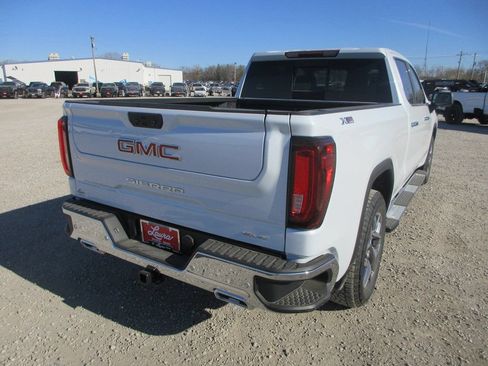New 2026 GMC Sierra 1500 SLT w/ SLT Premium Plus Package AWD/4WD image 5