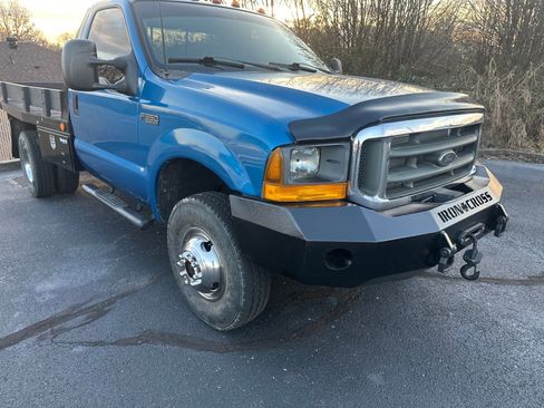 Used 1999 Ford F350 XL image 1
