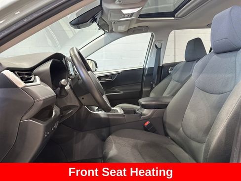 Certified 2022 Toyota RAV4 XLE w/ Convenience Package AWD/4WD image 15