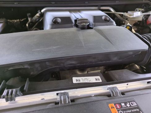 New 2025 GMC Canyon AT4 image 23