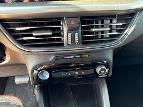 Used 2023 Ford Escape Active w/ Tech Pack #2 FWD image 23
