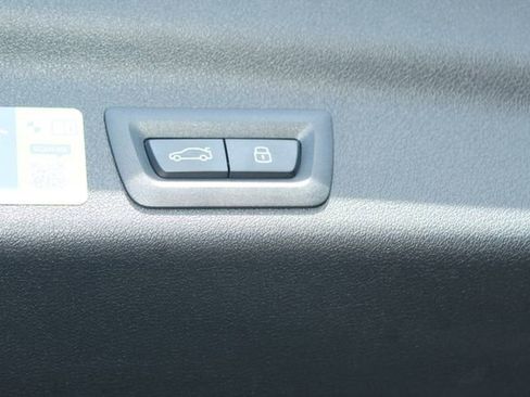 New 2026 BMW X1 xDrive28i w/ Convenience Package image 8