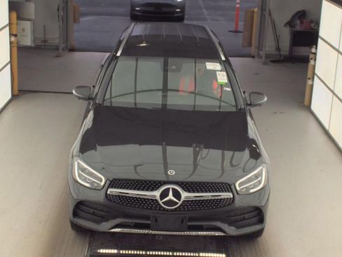 Used 2022 Mercedes-Benz GLC 300 4MATIC w/ AMG Line image 3