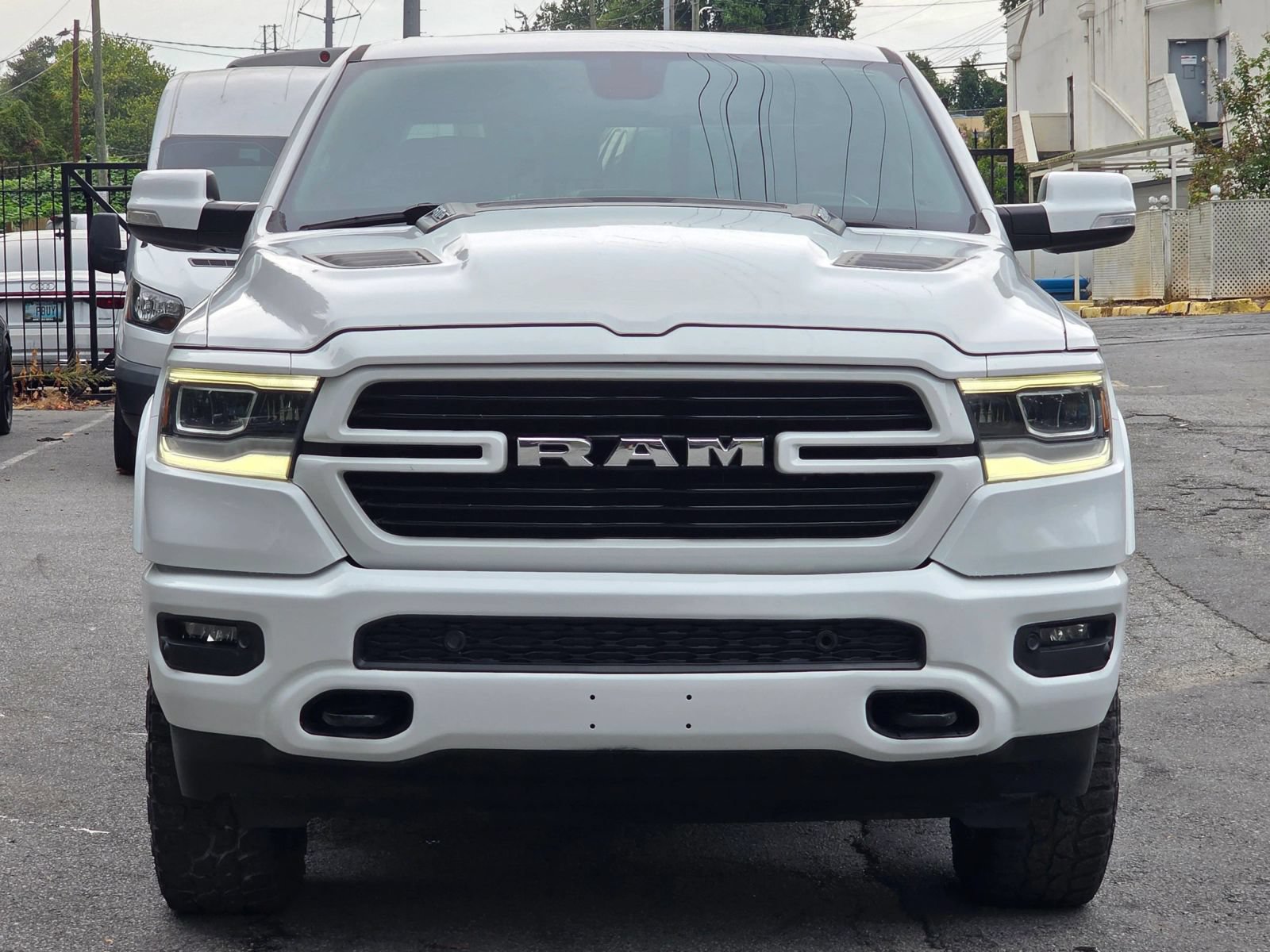 Used 2020 RAM 1500 Laramie w/ Sport Appearance Package AWD/4WD image 10