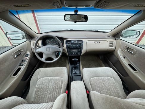 Used 1998 Honda Accord EX image 18