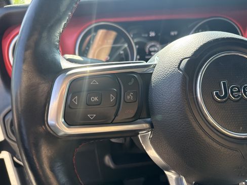 Used 2020 Jeep Wrangler Unlimited Rubicon AWD/4WD image 24