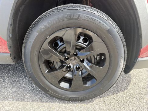 Certified 2023 Toyota RAV4 LE FWD image 23