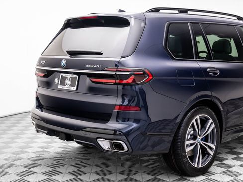 Certified 2025 BMW X7 xDrive40i w/ M Sport Package image 34