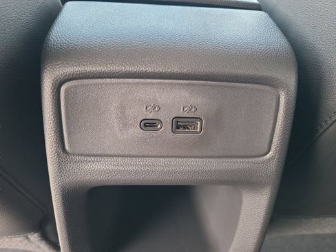 New 2026 Chevrolet Trax LT w/ Midnight Edition FWD image 18