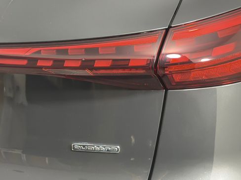 Used 2025 Audi Q5 Premium Plus w/ Premium Plus AWD/4WD image 26