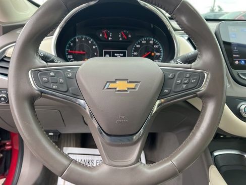 Used 2019 Chevrolet Malibu LT w/ Leather Package image 24