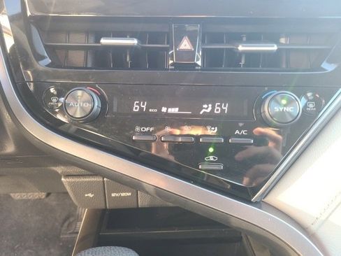 Used 2023 Toyota Camry LE image 27