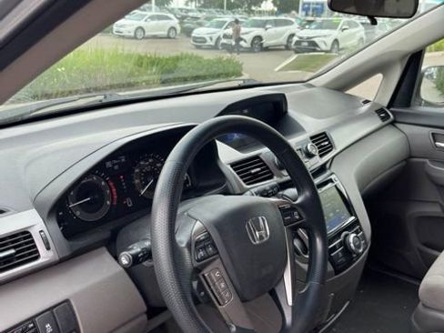 Used 2016 Honda Odyssey EX image 15