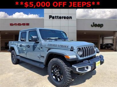 New 2025 Jeep Gladiator Sport