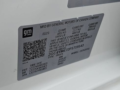 Certified 2023 Chevrolet Silverado 2500 Custom w/ Custom Convenience Package AWD/4WD image 37