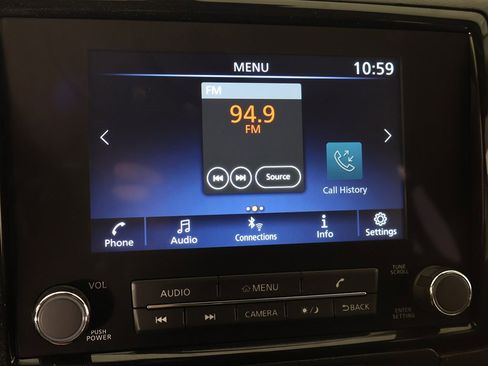 Used 2022 Nissan Frontier SV image 40