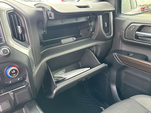Used 2022 Chevrolet Silverado 1500 LT Trail Boss w/ LPO, Dark Essentials Package AWD/4WD image 50