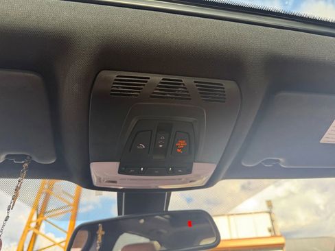 Used 2017 BMW 330i Gran Turismo xDrive image 22