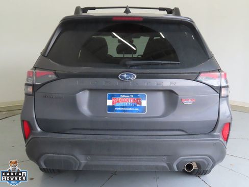 Used 2025 Subaru Forester Limited AWD/4WD image 4