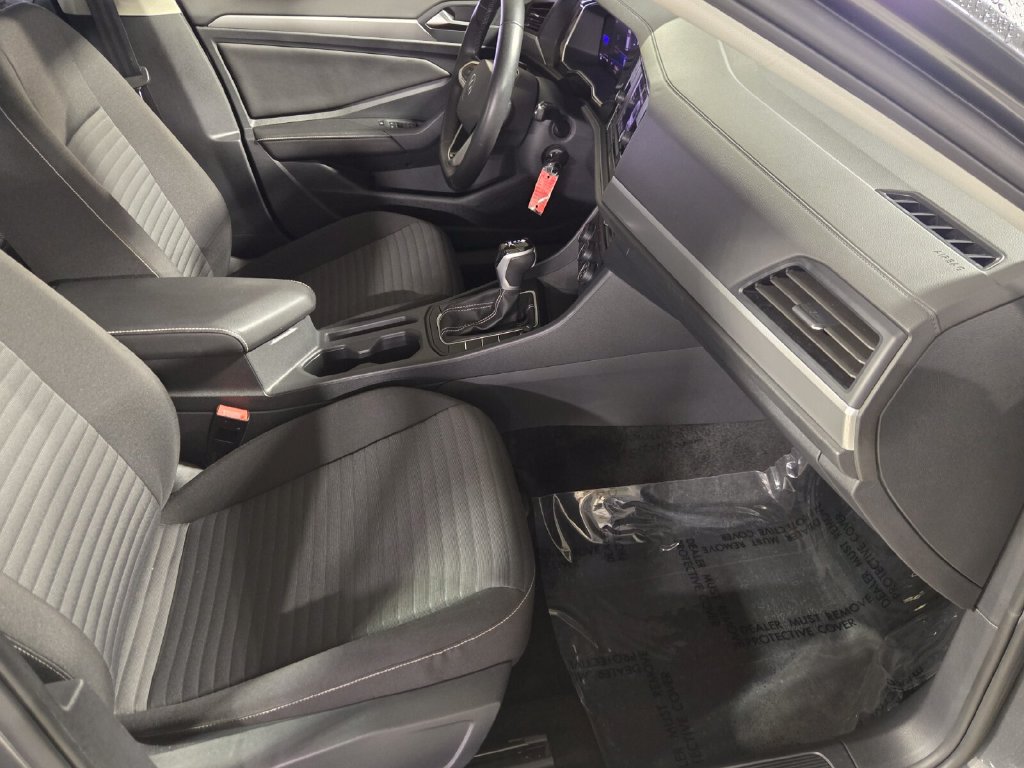 Certified 2024 Volkswagen Jetta S FWD image 18