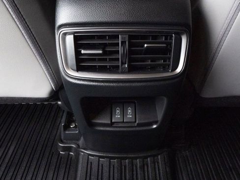 Used 2022 Honda CR-V Touring image 19