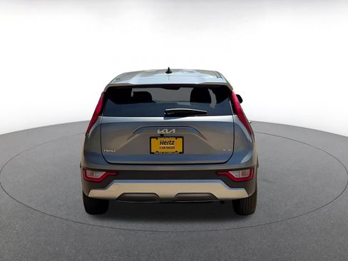 Used 2026 Kia Niro LX FWD image 10