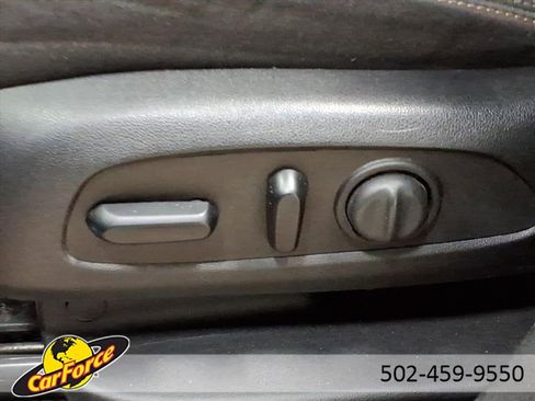 Used 2020 GMC Terrain SLE w/ Driver Convenience Package image 16