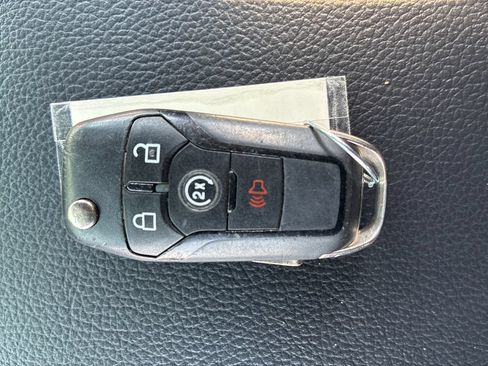 Used 2019 Ford F150 XLT w/ Equipment Group 302A Luxury AWD/4WD image 34