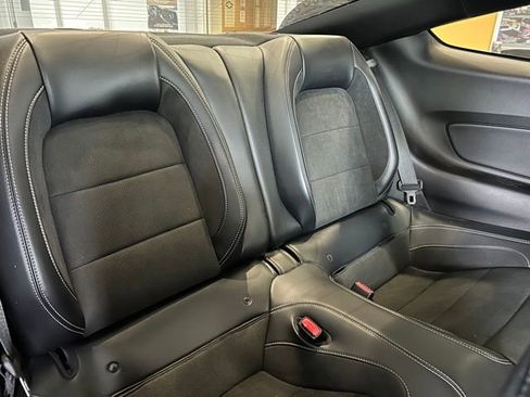 Used 2017 Ford Mustang Shelby GT350 image 24