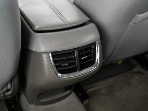 Used 2016 Chevrolet Malibu LT image 35