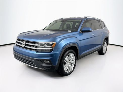 Used 2019 Volkswagen Atlas SE w/ Towing Package image 2