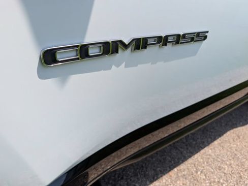 Used 2023 Jeep Compass Limited w/ Elite Group AWD/4WD image 27