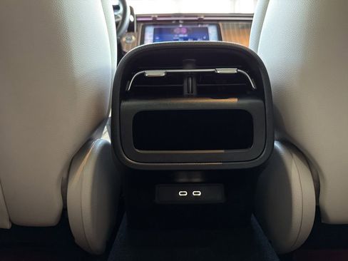 Certified 2025 Mercedes-Benz E 350 4MATIC Sedan image 19