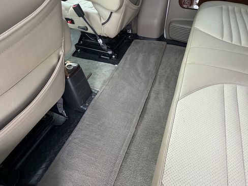 Used 2005 GMC TopKick C4500 4x4 Crew Cab image 61