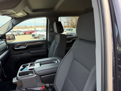 Certified 2022 Chevrolet Silverado 1500 LT AWD/4WD image 12