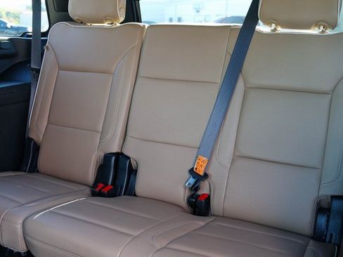 Used 2024 Chevrolet Tahoe Premier image 16