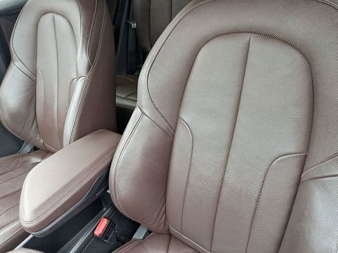 Used 2018 BMW X1 xDrive28i image 17