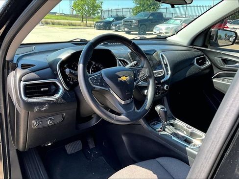 Used 2018 Chevrolet Equinox LT w/ Sun & Infotainment Package AWD/4WD image 15