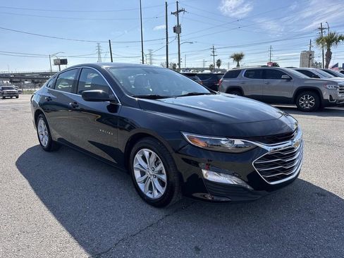 Certified 2025 Chevrolet Malibu LT image 3